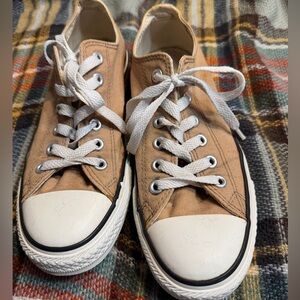Converse Chuck Taylor All Stars Tan Canvas Sneakers with White Laces Sz M-6 W-8
